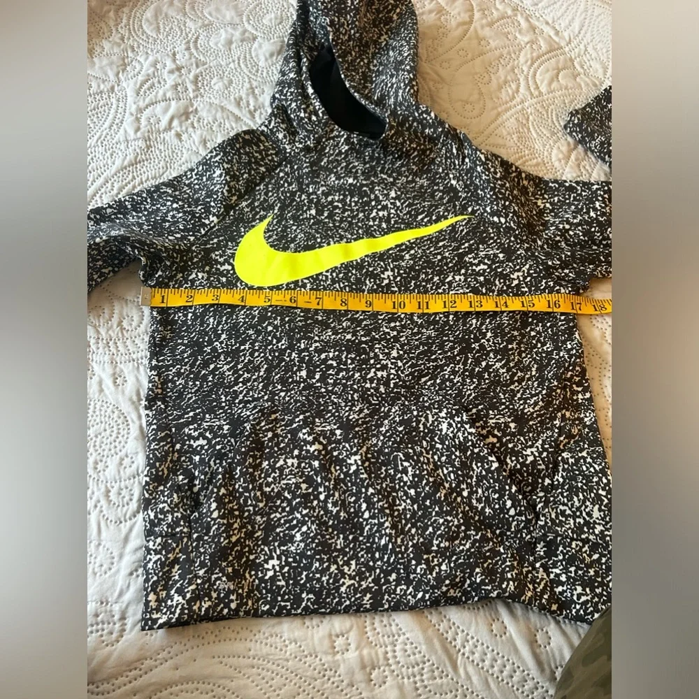 Nike Dri-fit M pullover/composition book print. Neon swoosh/SWOOSH word on back